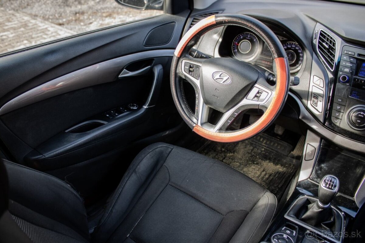 Hyundai i40 CW 1.7 CRDi Comfort - 10