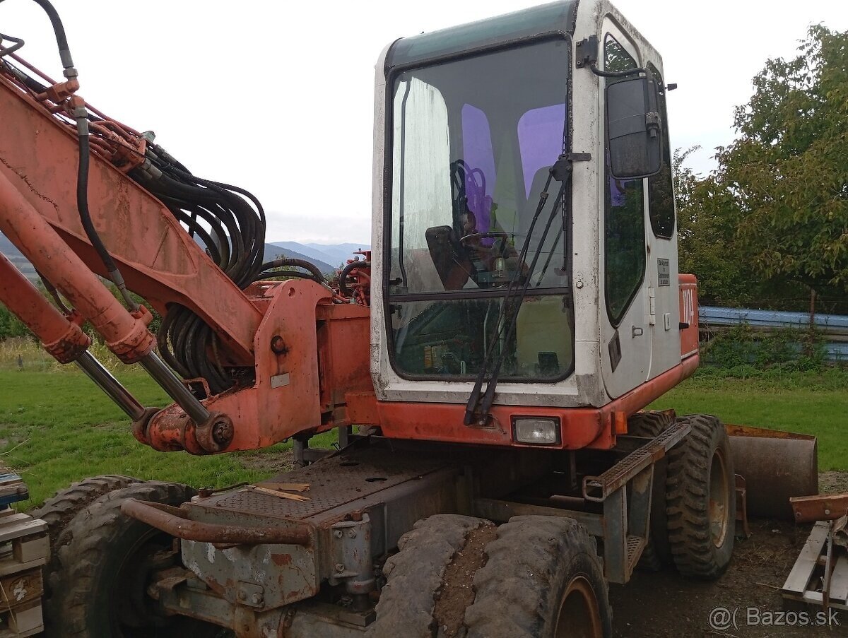 Kolesovy Bager ATLAS TEREX 1104 12T s TP - 10