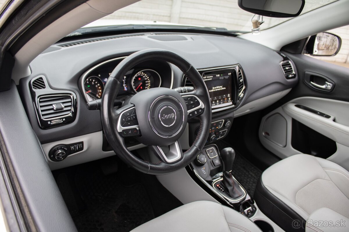 Jeep Compass 1.4i MultiAir 4WD Limited 125kW AT/9 - 10