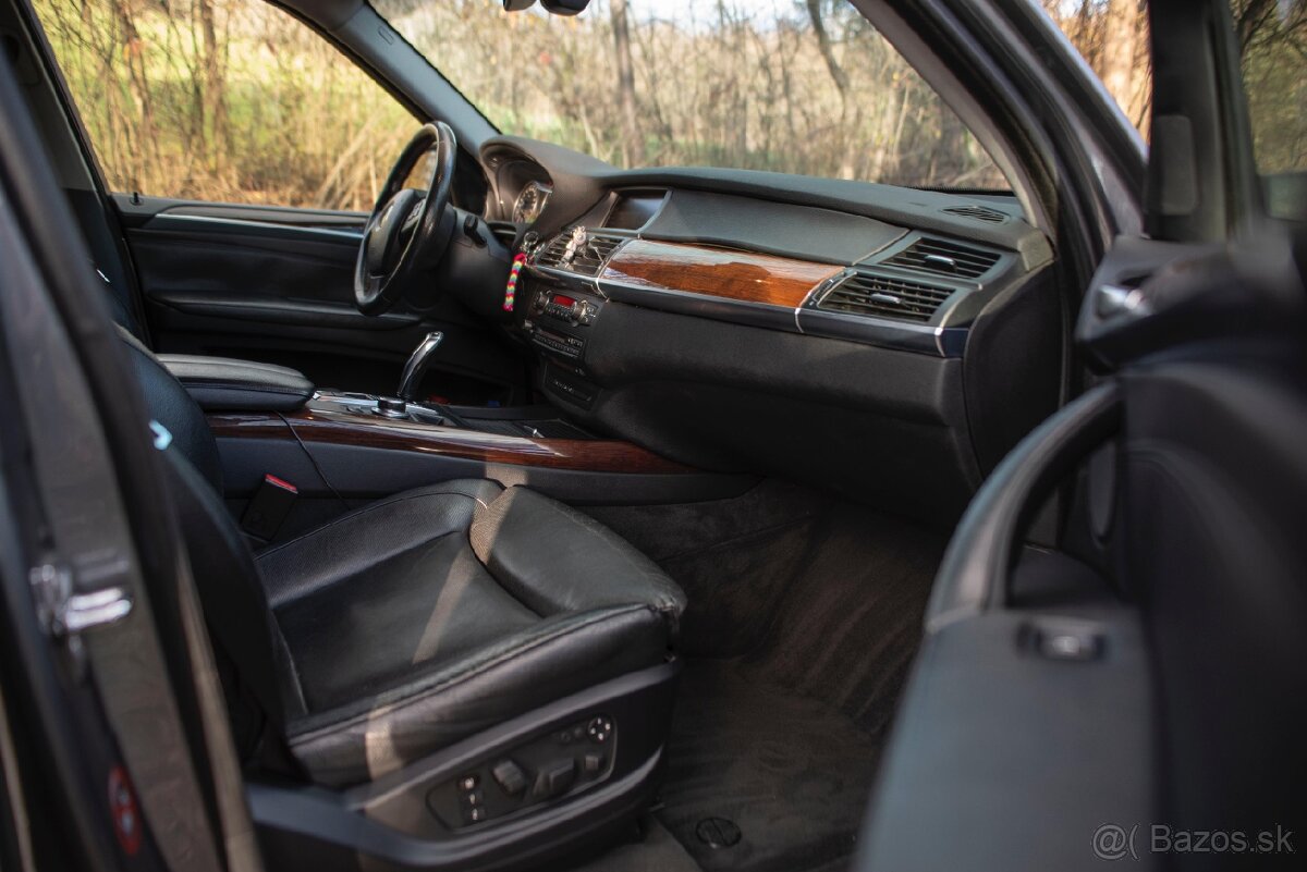 BMW X5 E70 - 10