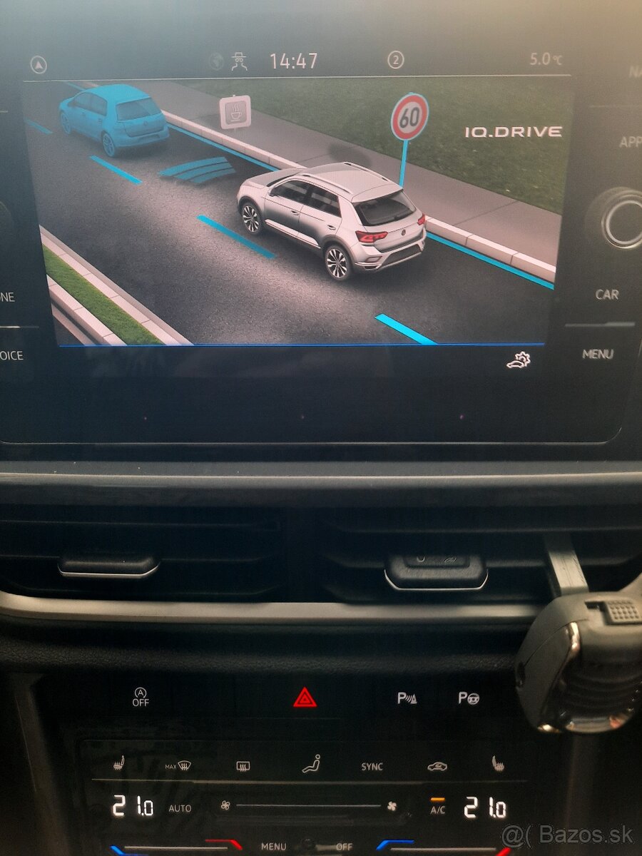 Predám Volkswagen T-Roc 2.0 DTT, DSG A7 - 10