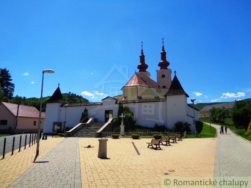 NOVÁ NIŽŠIA CENA Pozemok priamo pod Divínskym hradom - 10