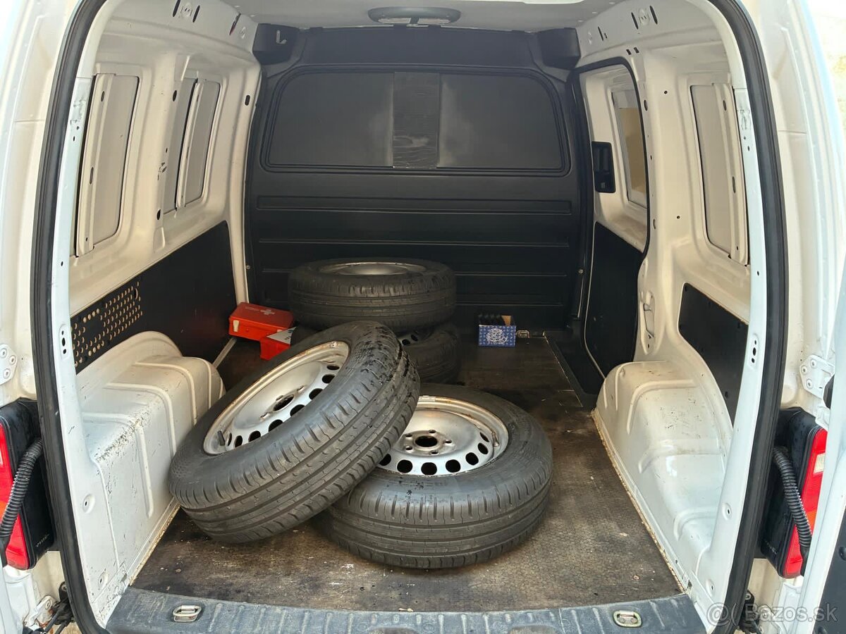 VW CADDY 1.6 TDI 2016 DPH odpočet - 10