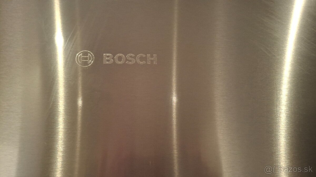 Chladnička s mrazničkou Bosch - 10
