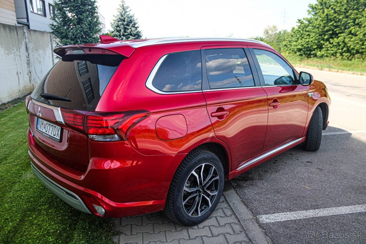 Mitsubishi Outlander PHEV 2.4 4x4 2021 - 10