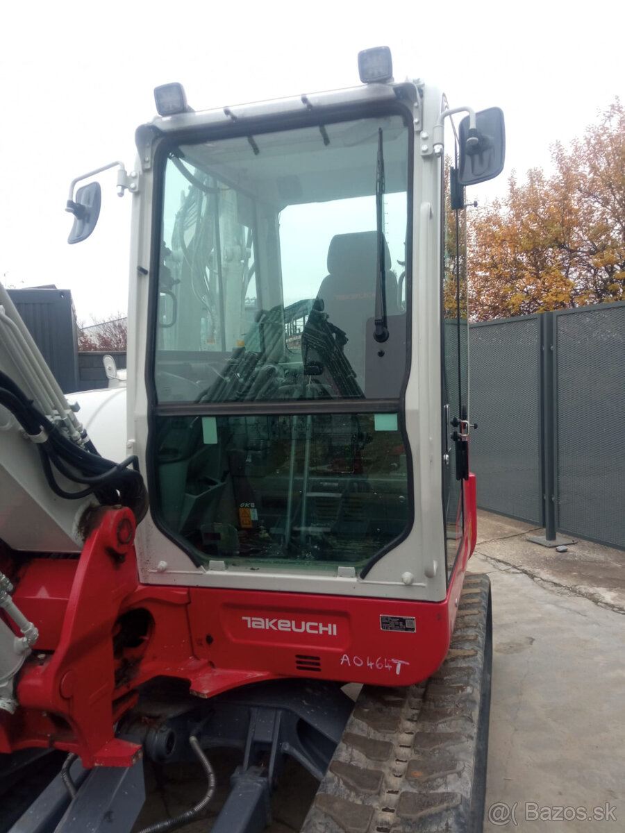 TAKEUCHI TB260 DIESEL + lyžice - 10