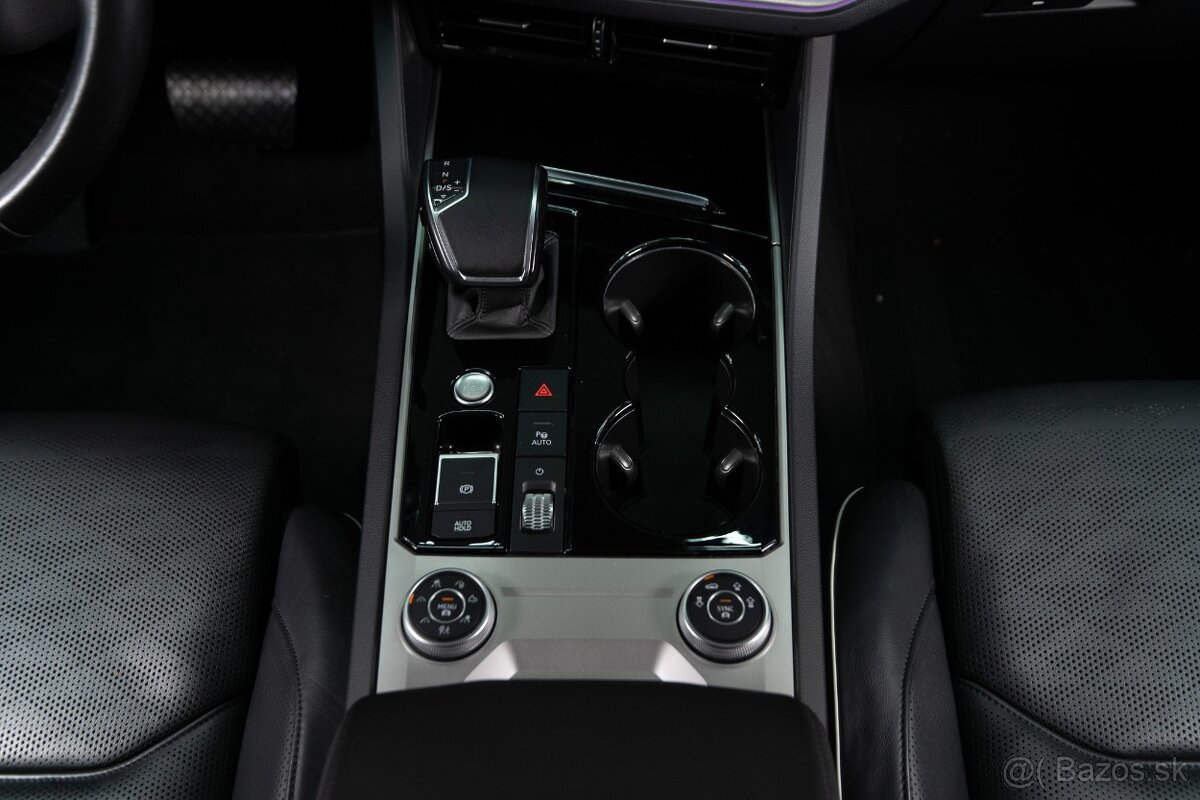 Volkswagen Touareg R-line 3.0TDI 170kW, automat,4x4,2020,DPH - 10