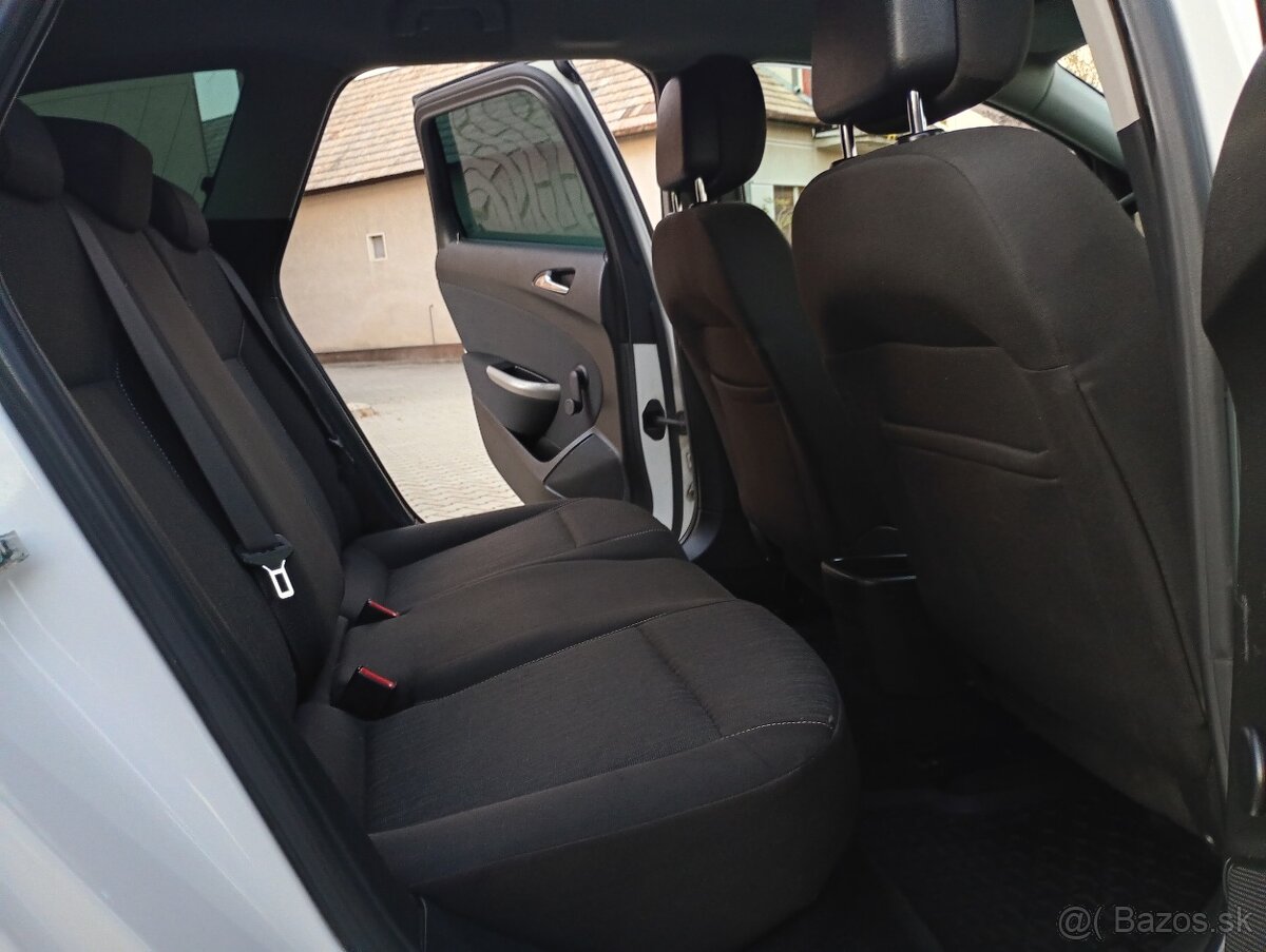 OPEL ASTRA 1.7CDTI 125K SPORT TOURER - 10