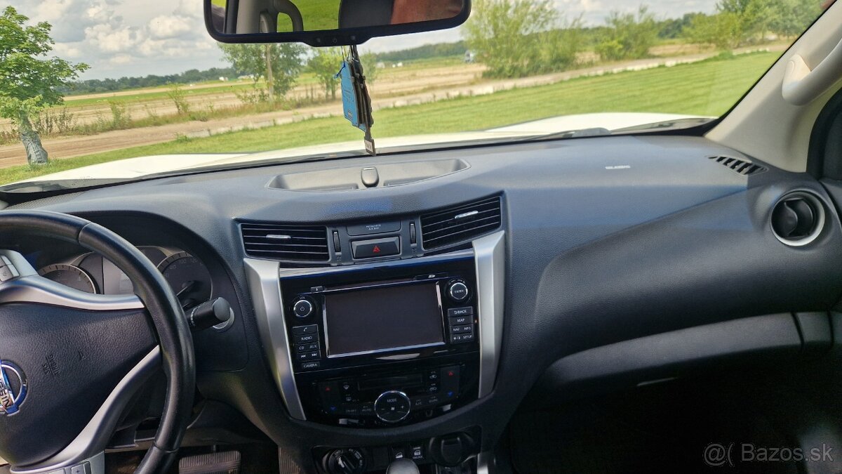 Nissan Navara TREK-1° - 10