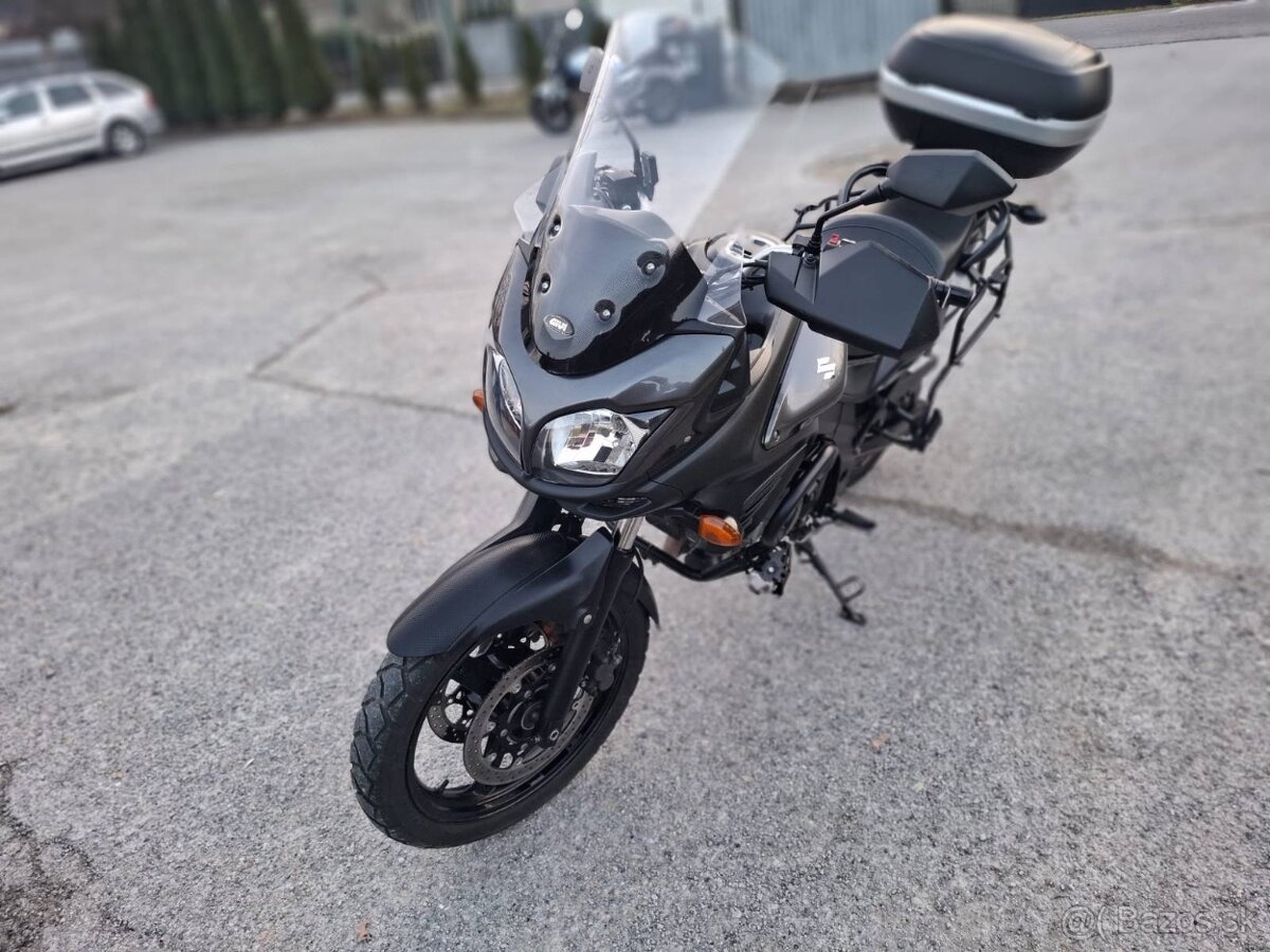 Suzuki V-Strom DL650 - 10