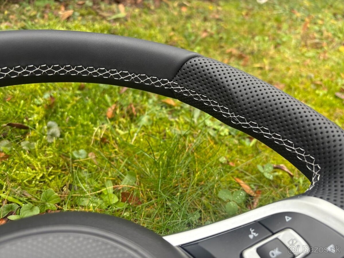 -Rline VW VOLANT KOZENY MULTIFUNKCNY biele šitie - 10