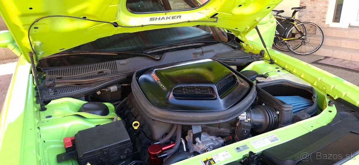 Dodge Challenger R/T 6.4 V8 SHAKER 392 Scat Pack Manuál - 10