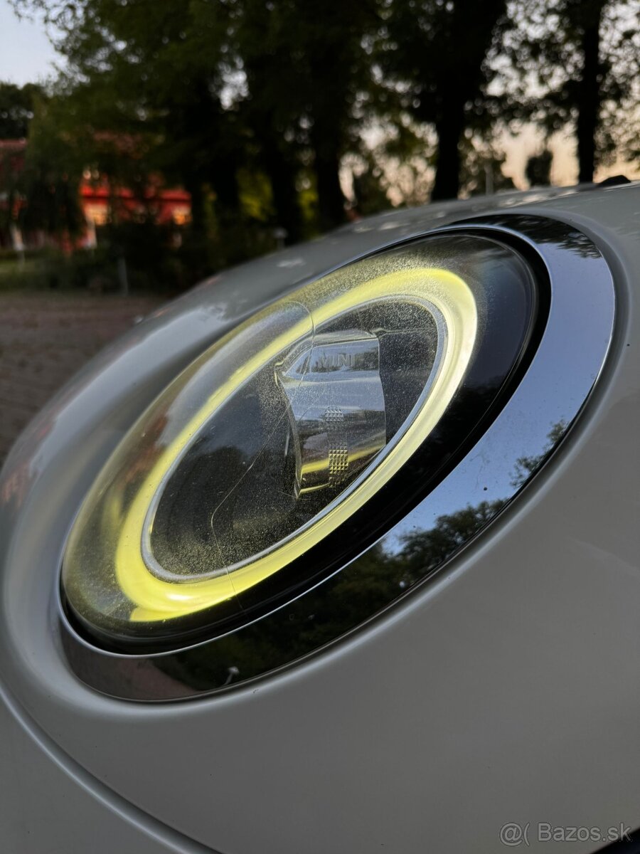 Mini Cooper S (2018) – 192 koní - 10