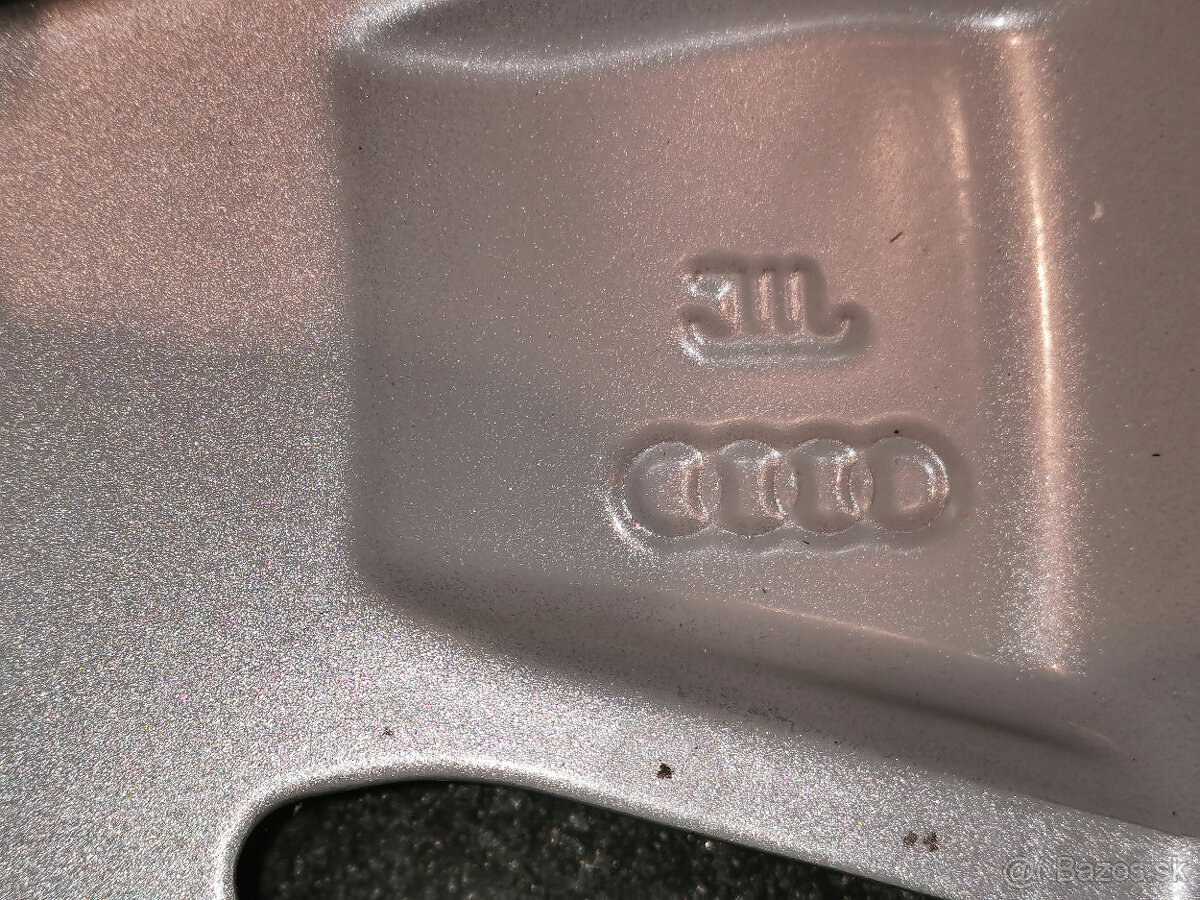 NOVÁ SADA - Audi Q4 e-tron - originál 20" alu disky - 10