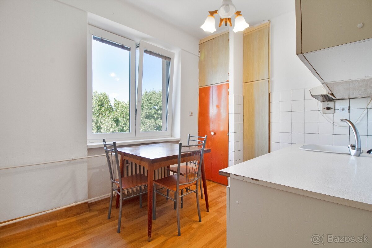 3-izbový byt s garážou na ulici Jozefa Kozáčeka, Zvolen - 10