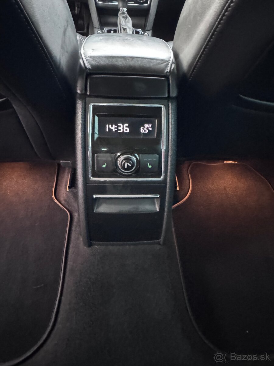 Škoda Superb 2.0Tdi DSG 4x4 140ps Elegance - 10