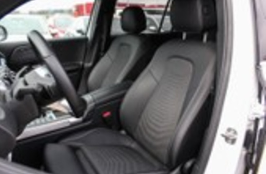 Mercedes-Benz GLB 200d A/T - 10