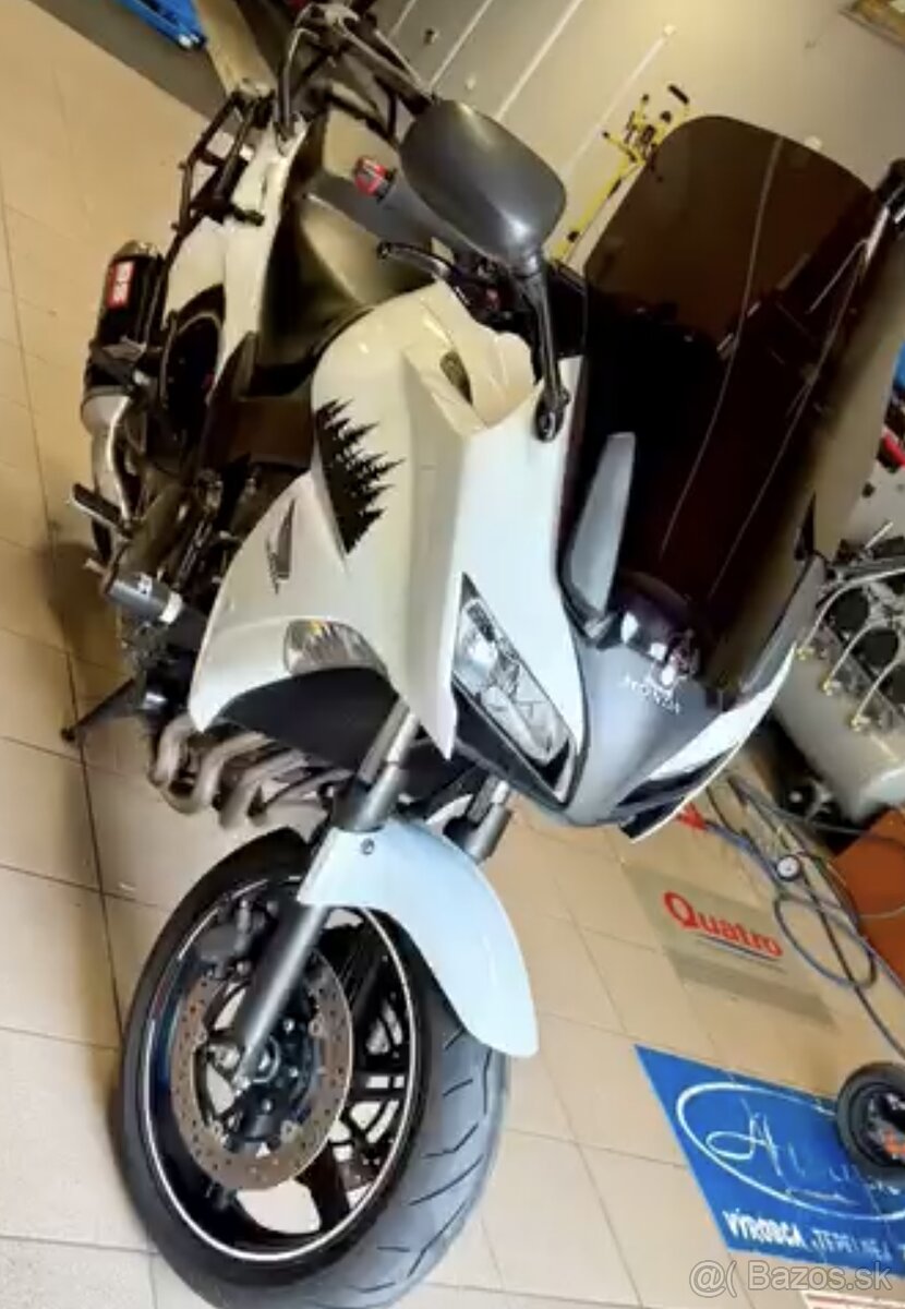 HONDA CBF 1000 F - 10