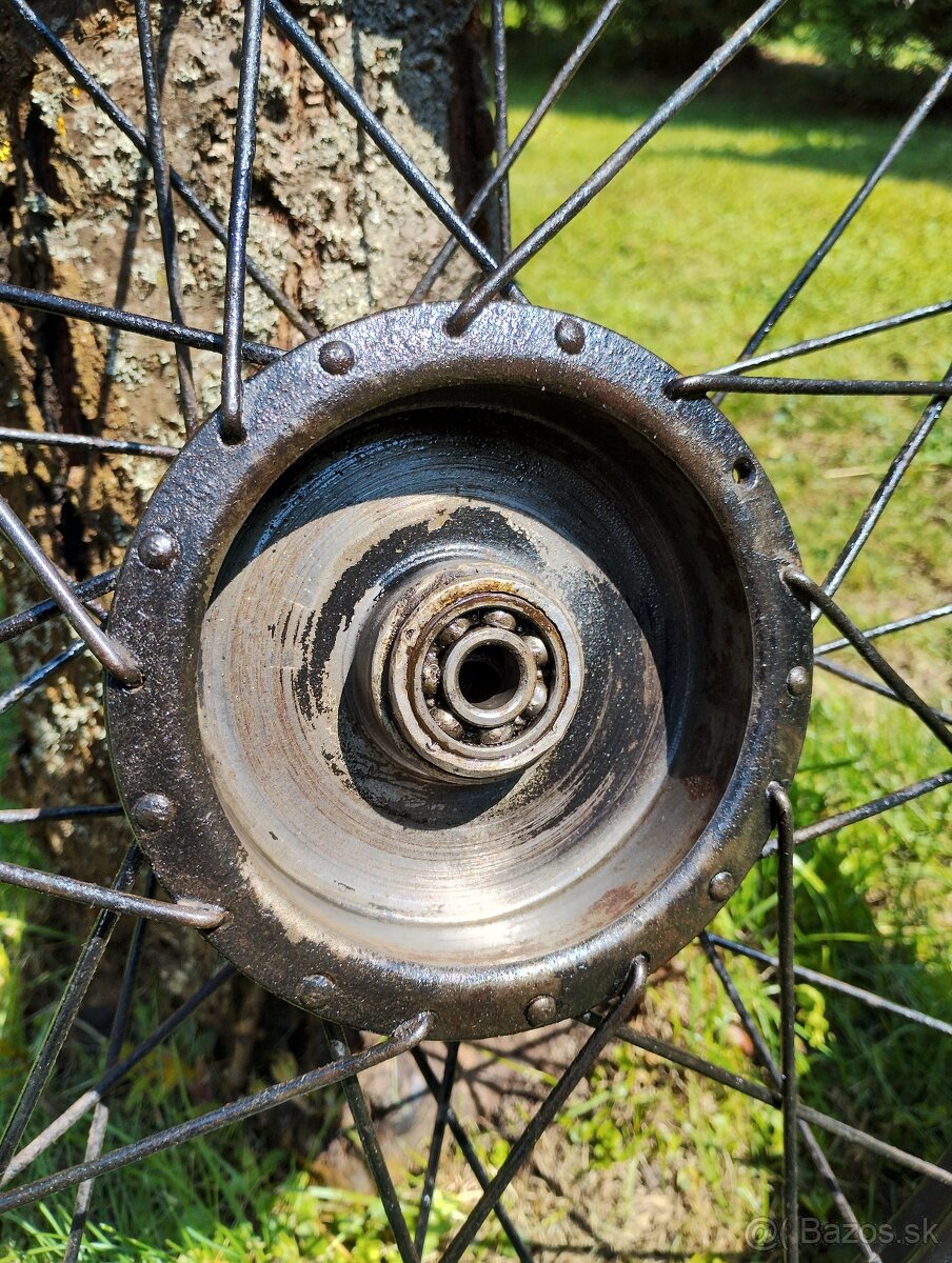 Predám originálne patinové koleso ČZ 98 ccm + brzd - 10