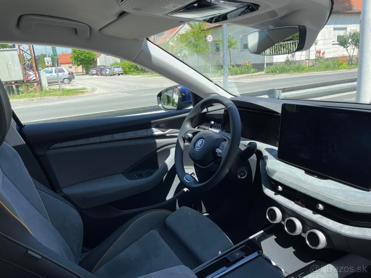 Škoda Superb combi 2.0 TDI - 10