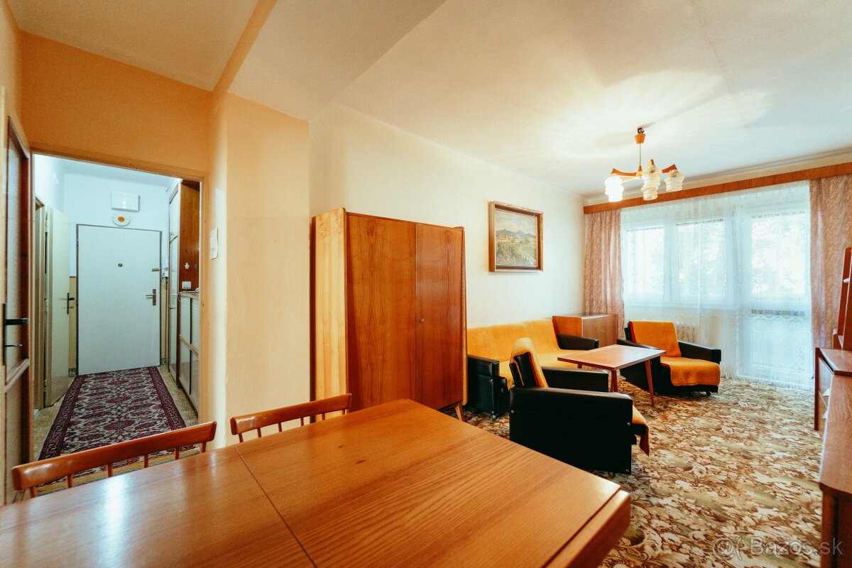 NA PRENÁJOM 2i BYT V MESTE HOLÍČ - 10