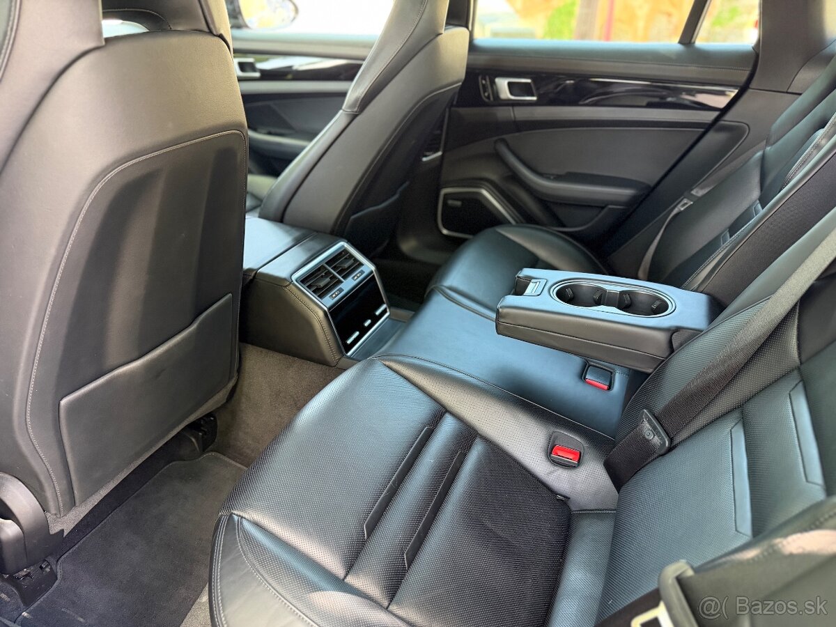 Porsche Panamera 4 E-Hybrid SK auto 2. majitel - 10