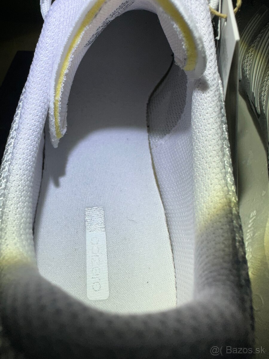 Sportove tenisky Adidas Adizero Aruku - reflexne prvky - 10