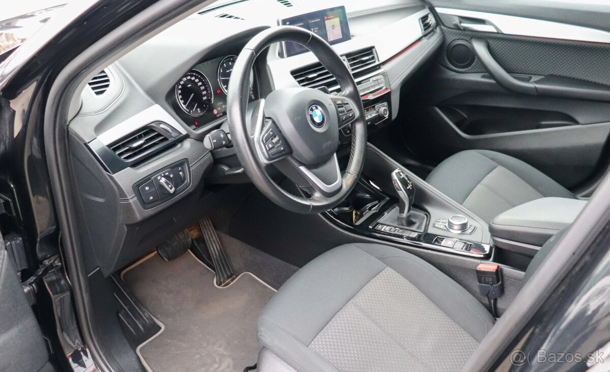 BMW X2 sDrive18i A/T s DPH - 10