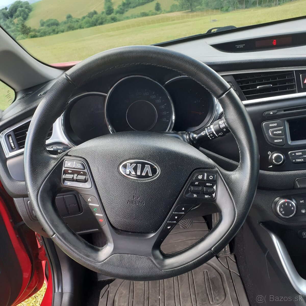 Kia ceed 1,4 CVVT 16v benzín - 10