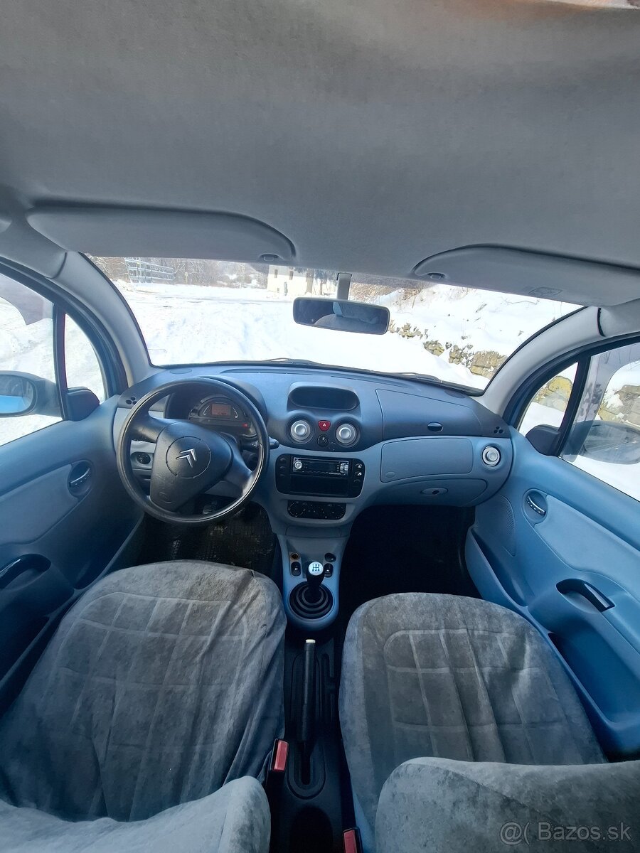 Lacné mestské auto po veľkom servise - 10