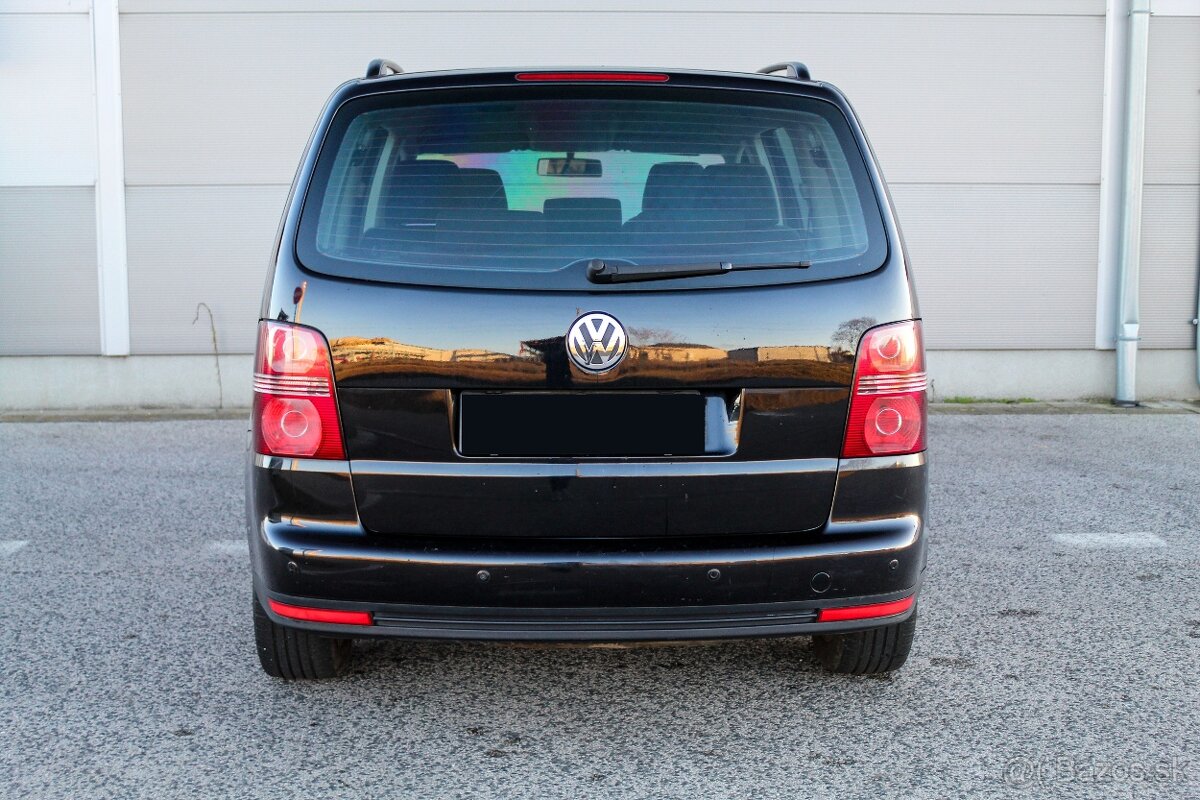 Volkswagen Touran 2.0 TDI - 10