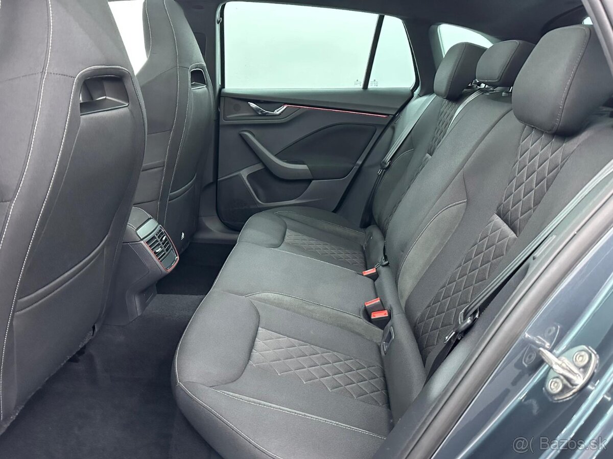 Škoda Scala SPORT 1,5TSI DSG FULL LED - 10
