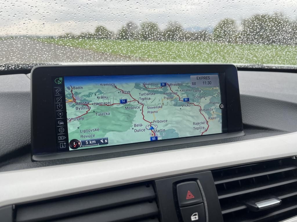 BMW F31 320XD 8AT PANO - 10