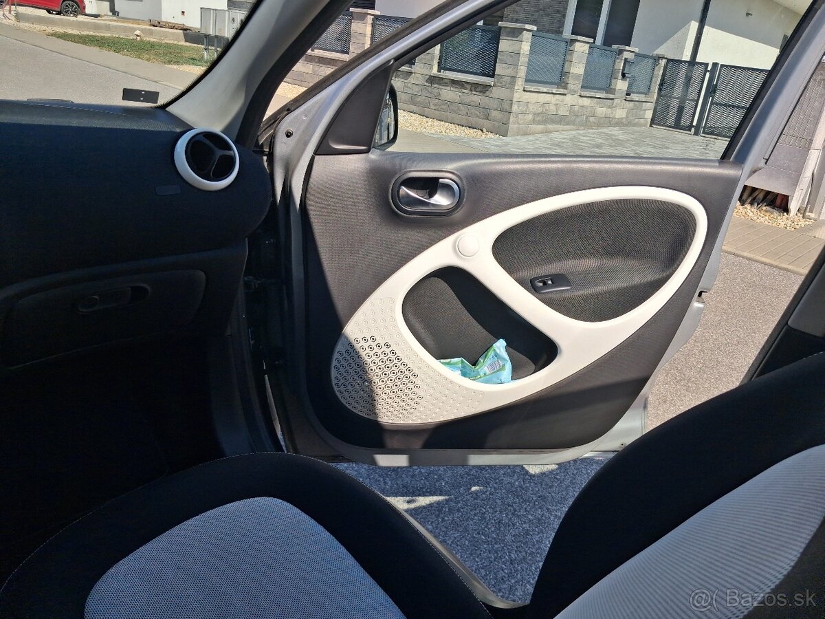 Smart Forfour 1.0 52kw 2016 skvely stav - 10