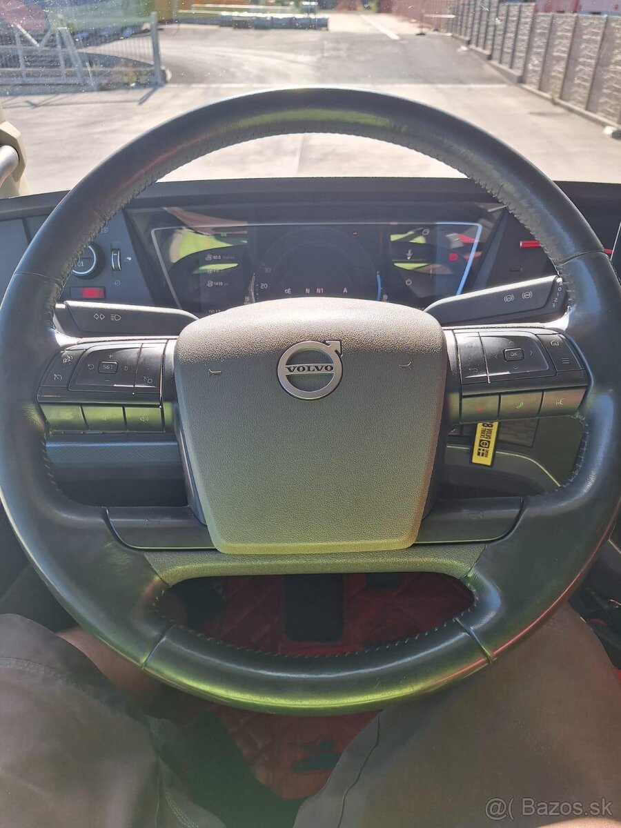 VOLVO FH 460 GLOBETROTER EURO 6 + HYDRAULIKA - 10