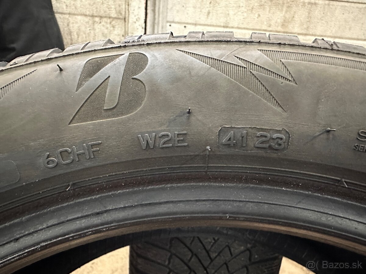 205/55R17 zimne - 10