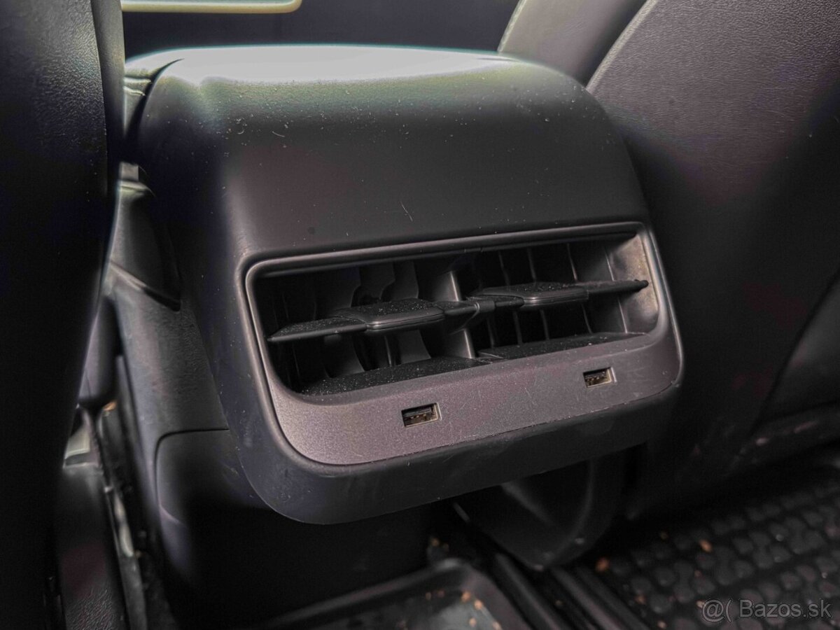 Tesla Model 3 Long Range 4x4 / ODPOCET DPH - 10