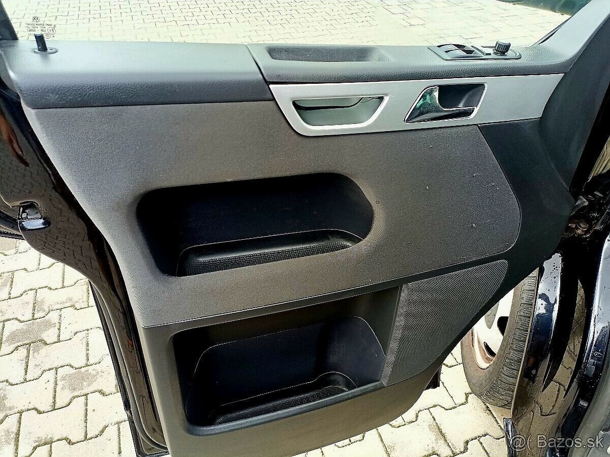 VW MULTIVAN - PREDAJ AJ NA SPLÁTKY - 10