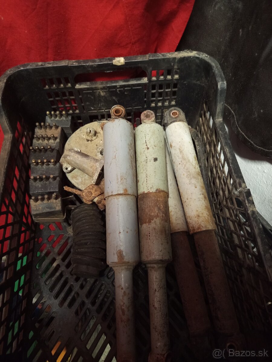 Náhradné diely - 10