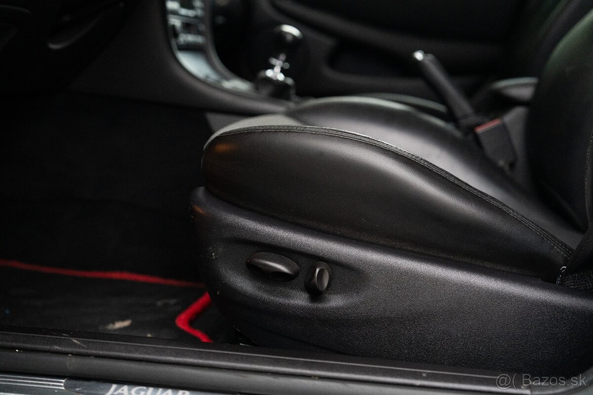 Jaguar X-type 3.0 V6 4X4 169kw M5 - 10