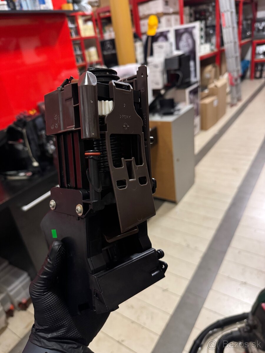 Oprava a servis kávovarov - 10