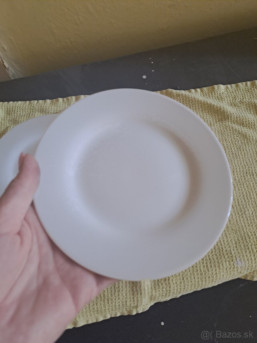 Čajové šálky s tanierikmi - 10