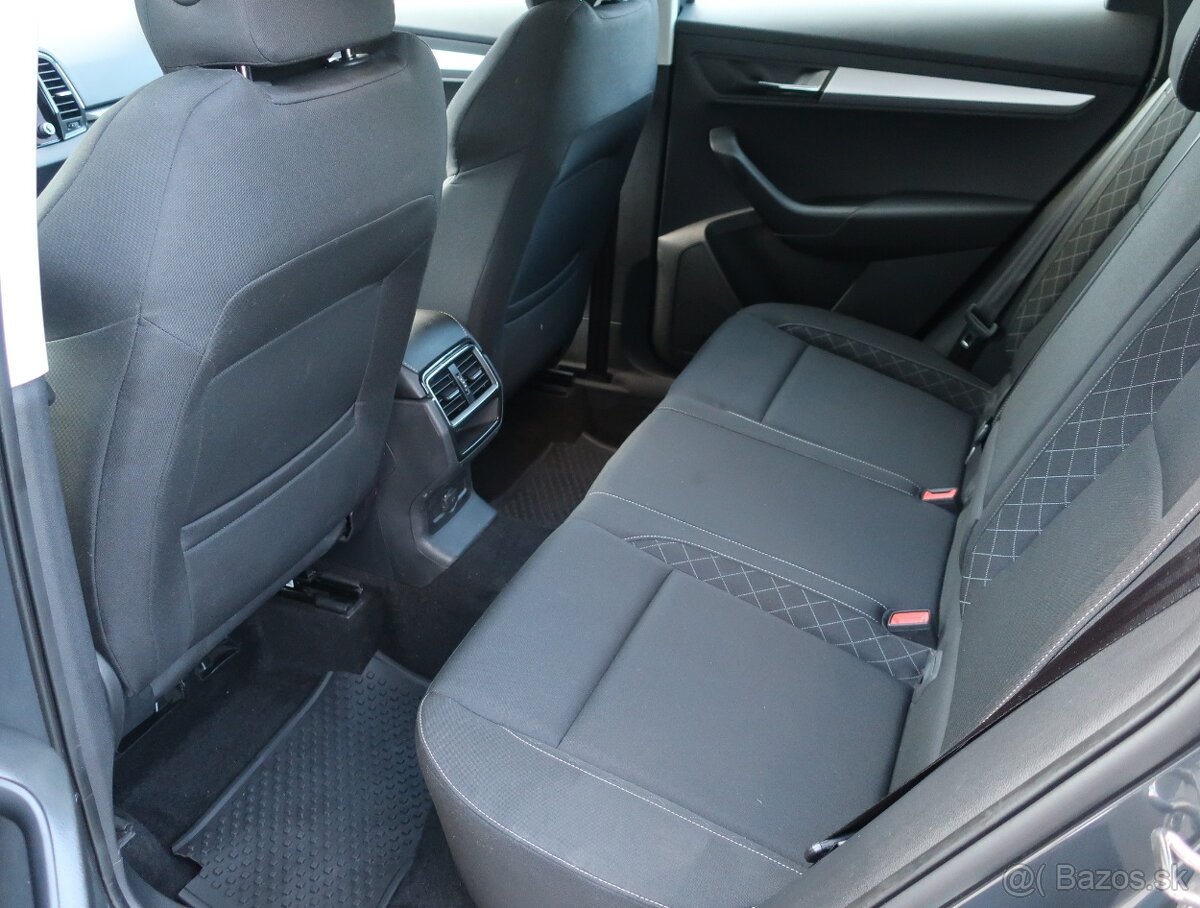 Škoda Karoq r.12/2021 1.5TSi 150k DSG, full LED, odpočet DPH - 10