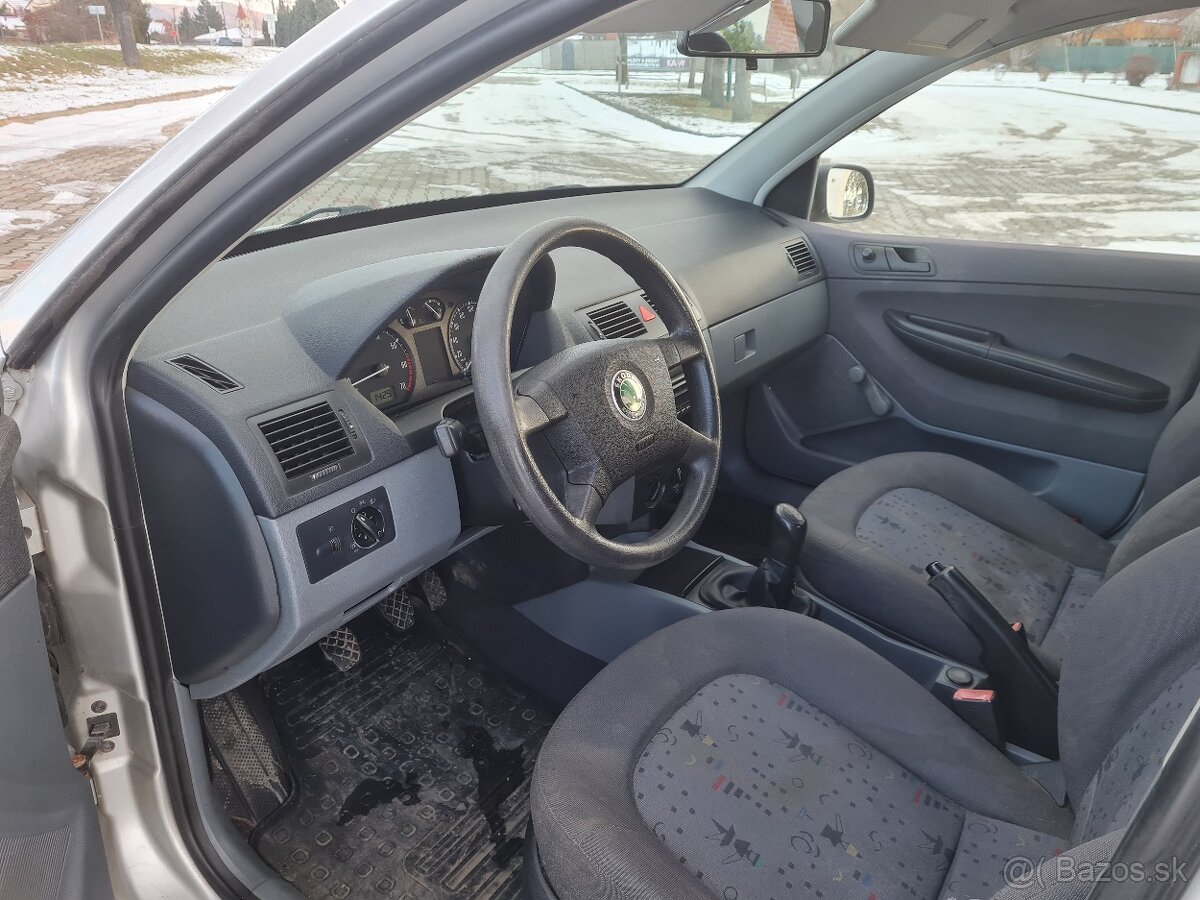 Škoda Fabia 1,4MPi Combi - 10