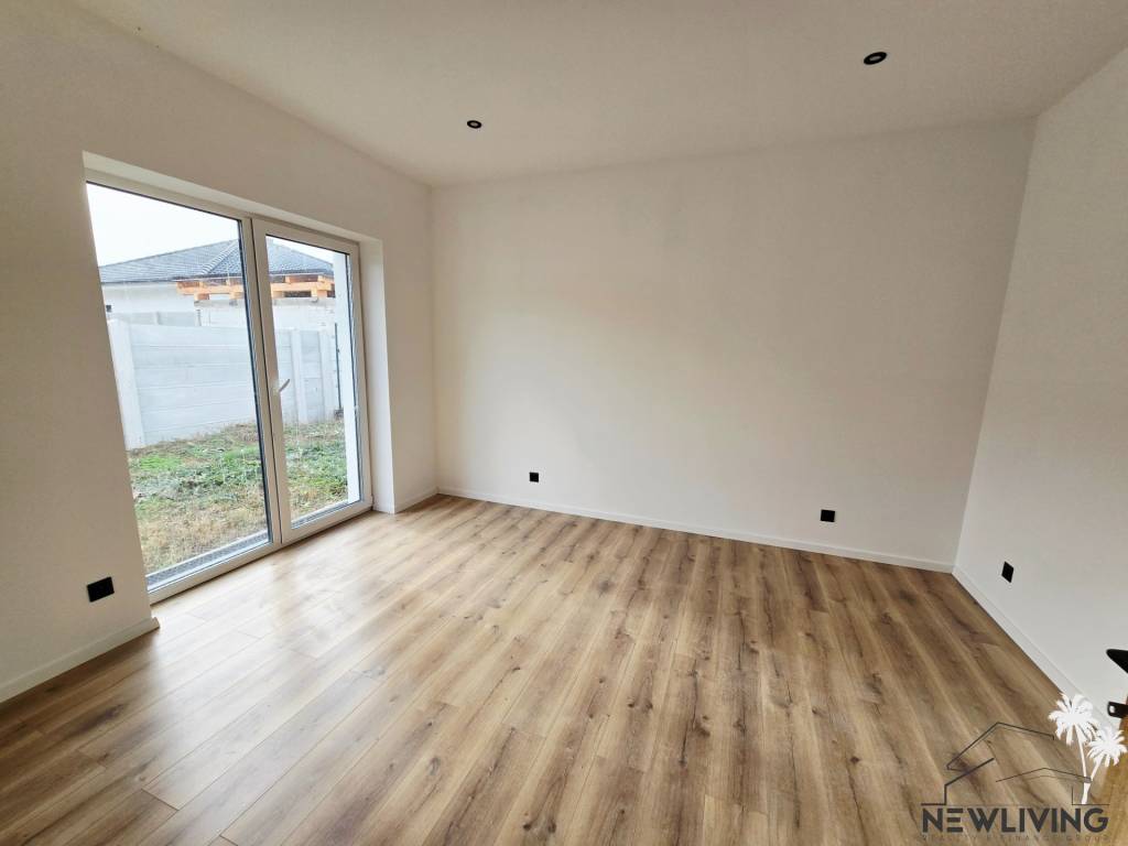 DOLINKY - Moravany nad Váhom 5 izbový bungalov - 10