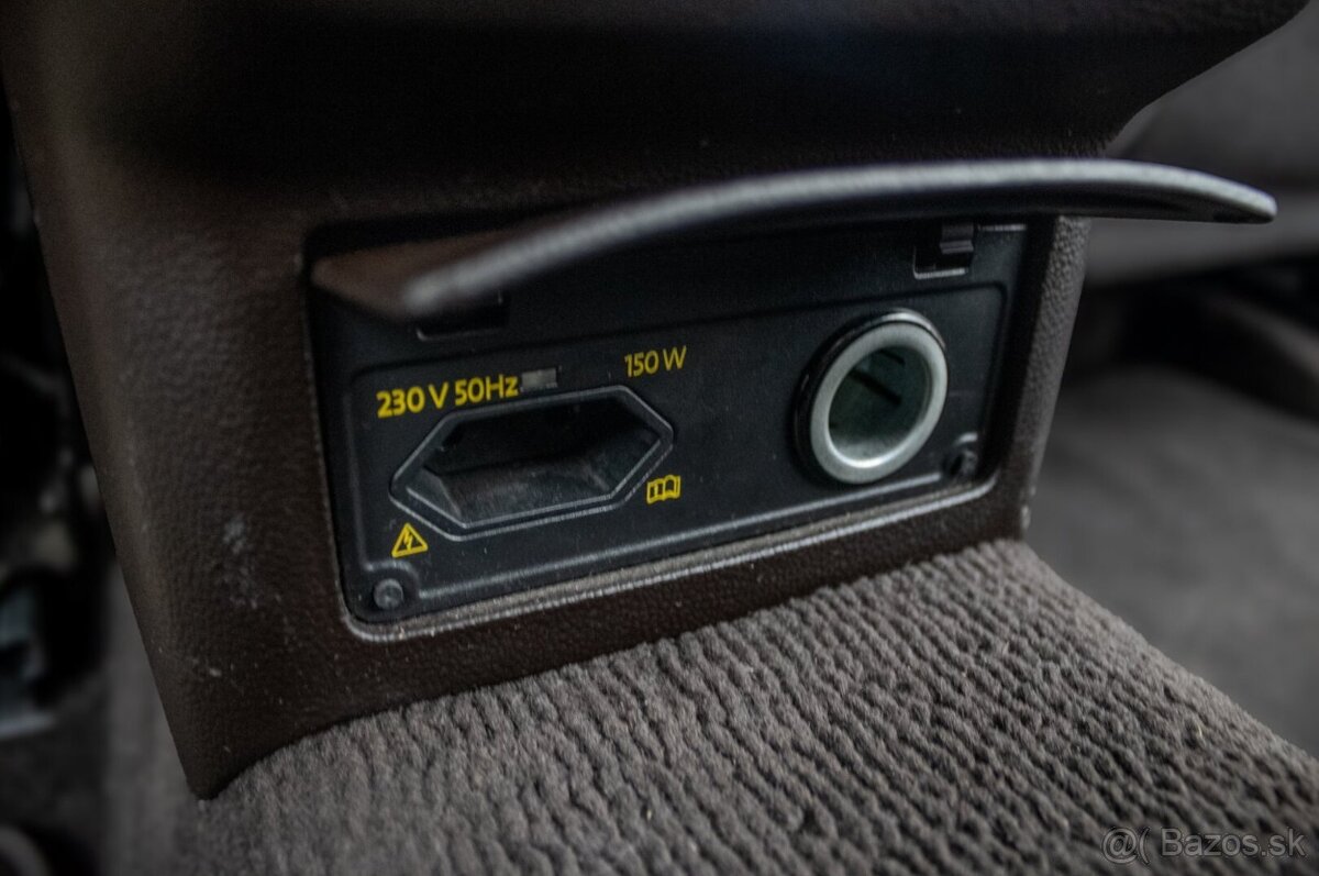 Volkswagen Passat Variant 2.0 TDI BMT Highline DSG - 10