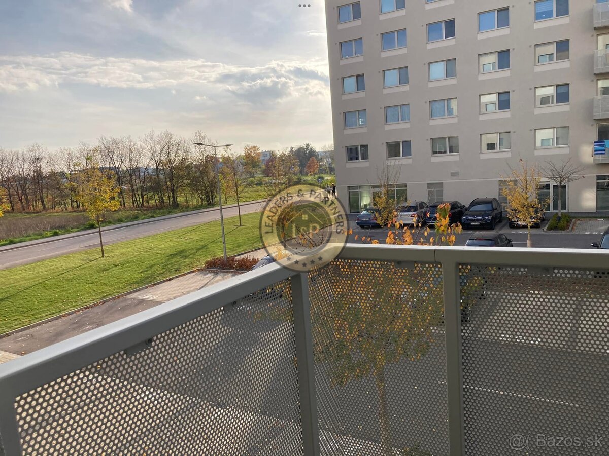 Úplne nový 3-izbový byt Ovocné sady - 10