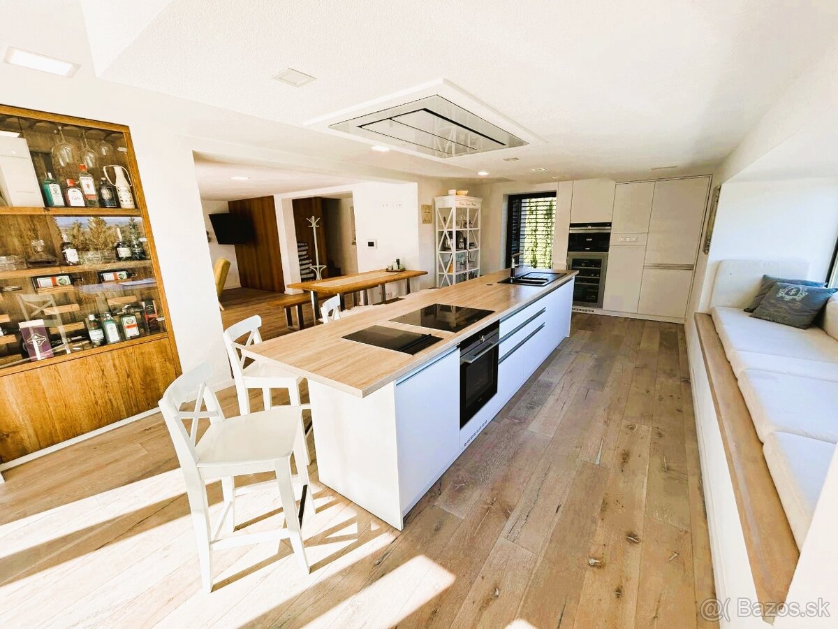 Chata – Zvolen, Sekier – novostavba chaty, bazén, garáž - 10