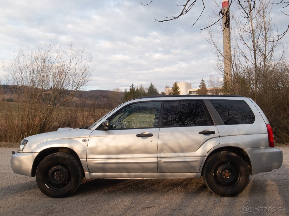 Predám Subaru Forester 2.0 XT - 10
