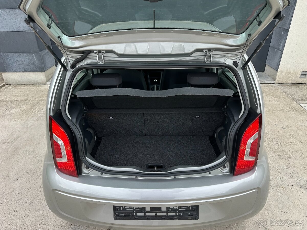 Volkswagen UP 1.0 75k high up - 10